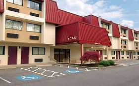 Red Roof Inn Cleveland Ohio